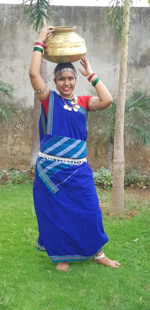 Chhattisgarhi girl in Chhattisgarhi saree 1